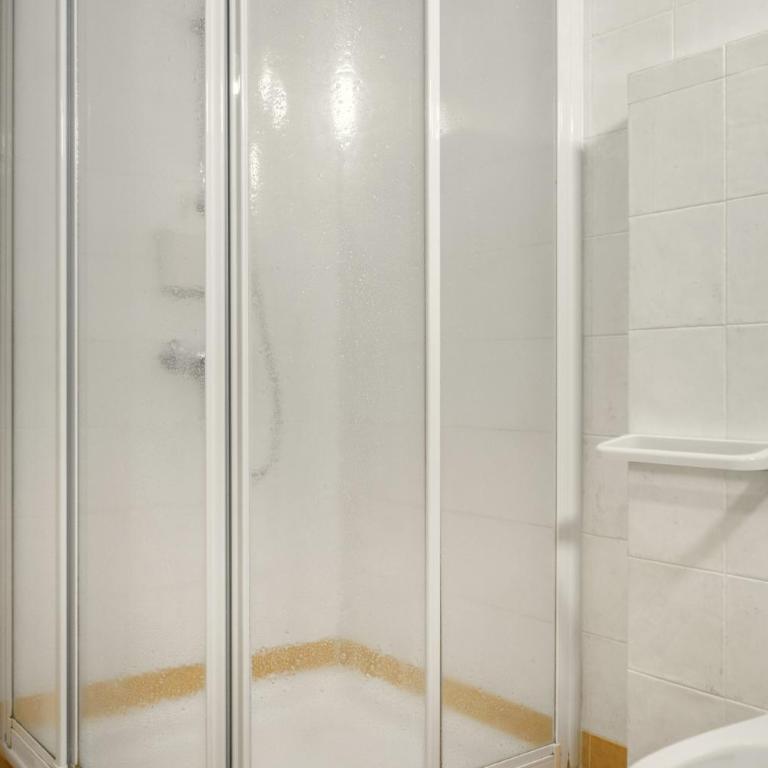 Windshouse Apartments 2 - Two-Bedroom Apartment - 7