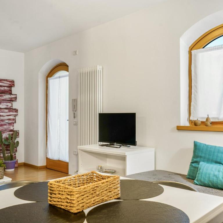 Windshouse Apartments 2 - Two-Bedroom Apartment - 15