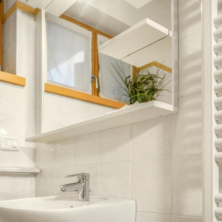 Windshouse Apartments 2 - Two-Bedroom Apartment - 16