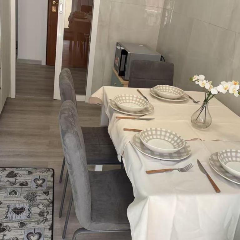 Tourgo Venice - Appartamento con 2 Camere da Letto e Balcone - 14