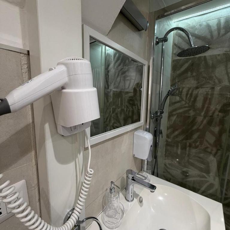 Spataro Home - One-Bedroom Apartment - 24