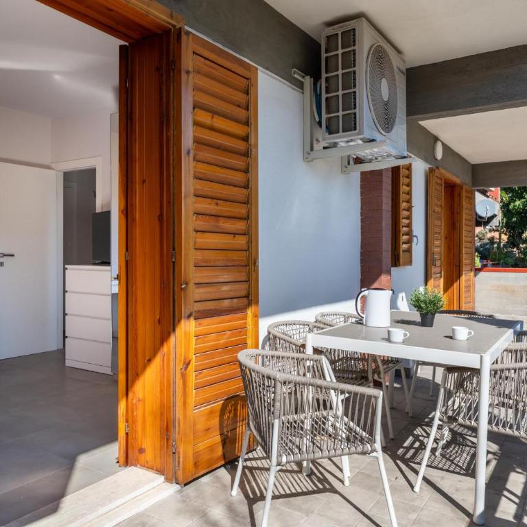 GuestHost - La Romantica - Lovely Apt with Terrace - Appartamento con 2 Camere da Letto - 19