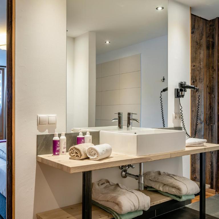 almlust - hotel, apartments, chalets - Junior Suite mit Balkon - 4