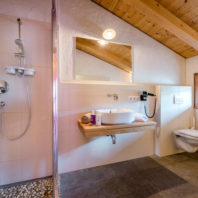 almlust - hotel, apartments, chalets - Deluxe Doppelzimmer mit Balkon - 2