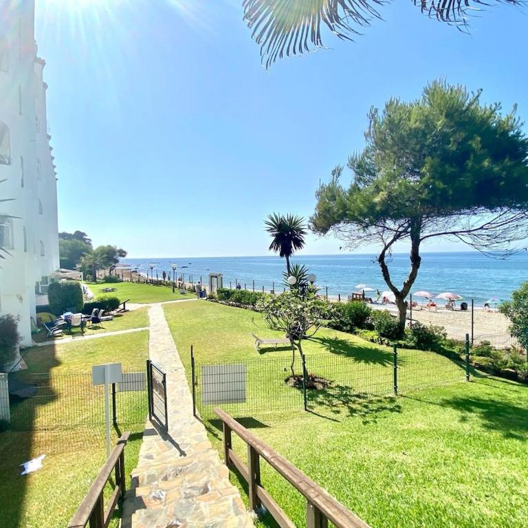 Aguamarina II Frontline Beach, Direct Sea Views - Apartamento de 2 dormitorios - Frente al océano - 42