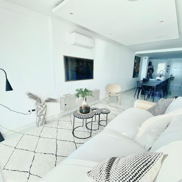 Aguamarina II Frontline Beach, Direct Sea Views - Apartamento de 2 dormitorios - Frente al océano - 29