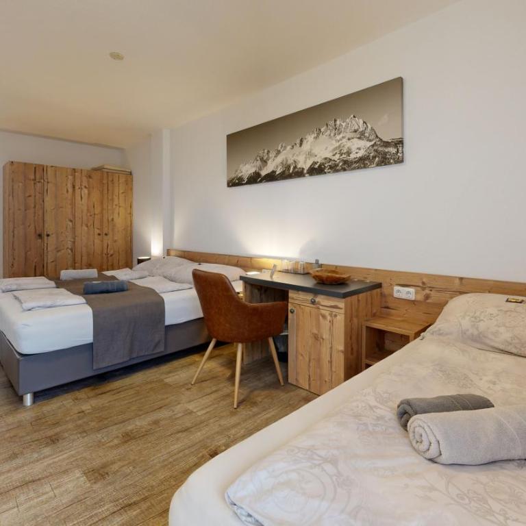 Pension Rainer - Chambre Triple avec Balcon - 7