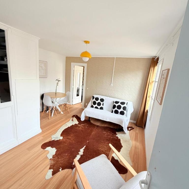 Best Location Le Marais Central Paris - Chambre Familiale - 9