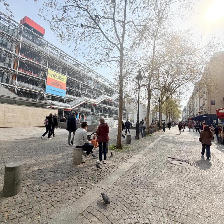 Best Location Le Marais Central Paris - Chambre Familiale - 23