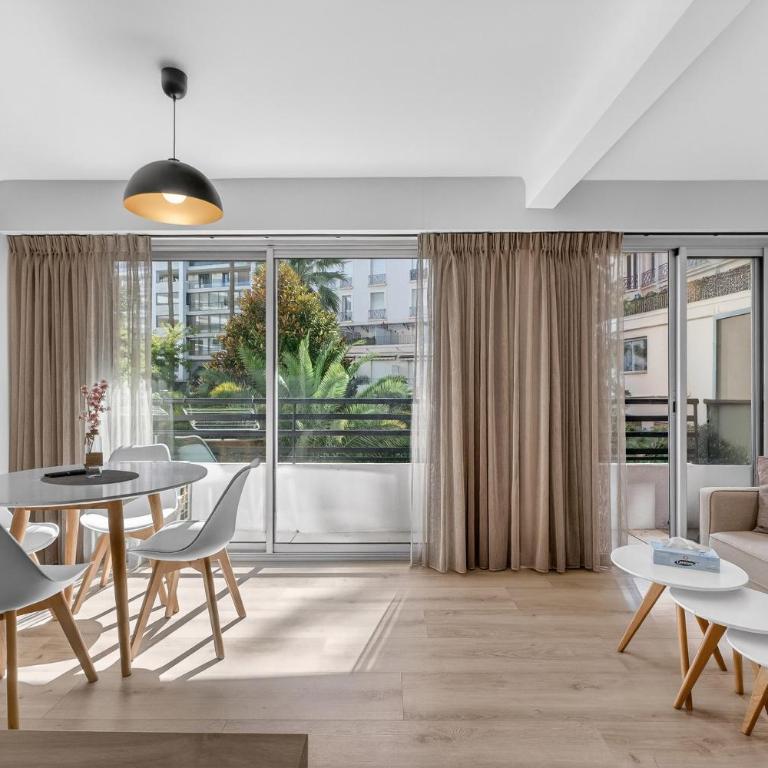 1 Chambre - Ascenseur - Climatisé - Balcon - Apartment mit 1 Schlafzimmer - 1