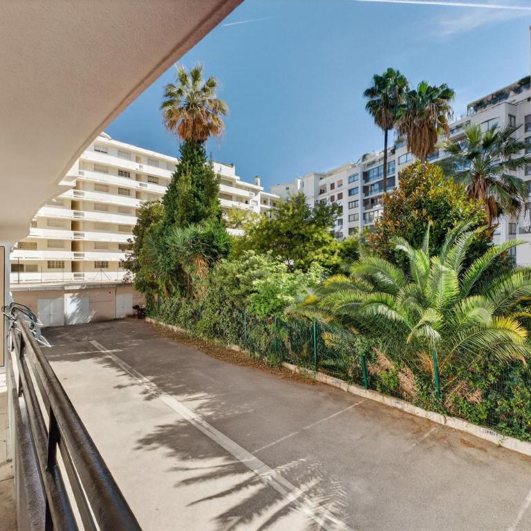 1 Chambre - Ascenseur - Climatisé - Balcon - Apartment mit 1 Schlafzimmer - 5
