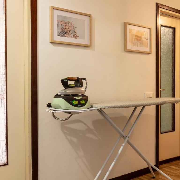 DeHomes - Ampia casa in centro 3 camere e 2 bagni - Appartamento Premium con 3 Camere da Letto e Balcone - 26