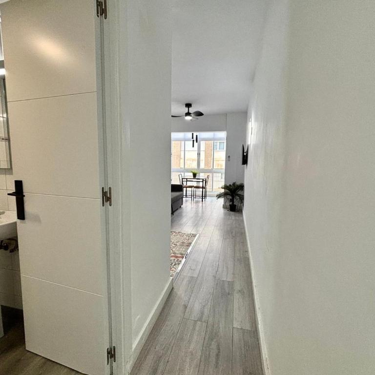 Malagueta Playa - One-Bedroom Apartment - 8