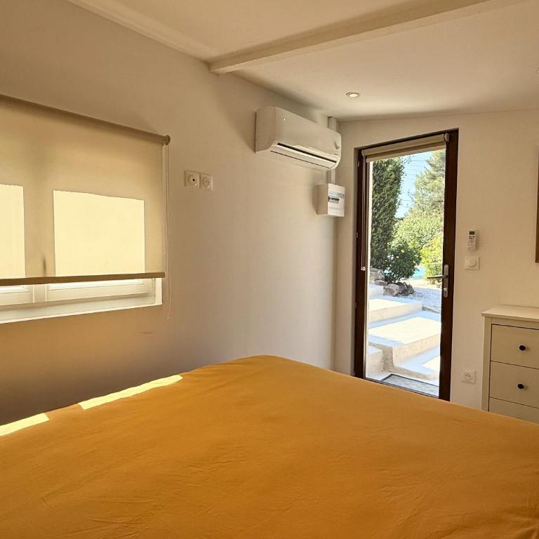 Villa avec jacuzzi & piscine - proche port & plages - Villa - 13