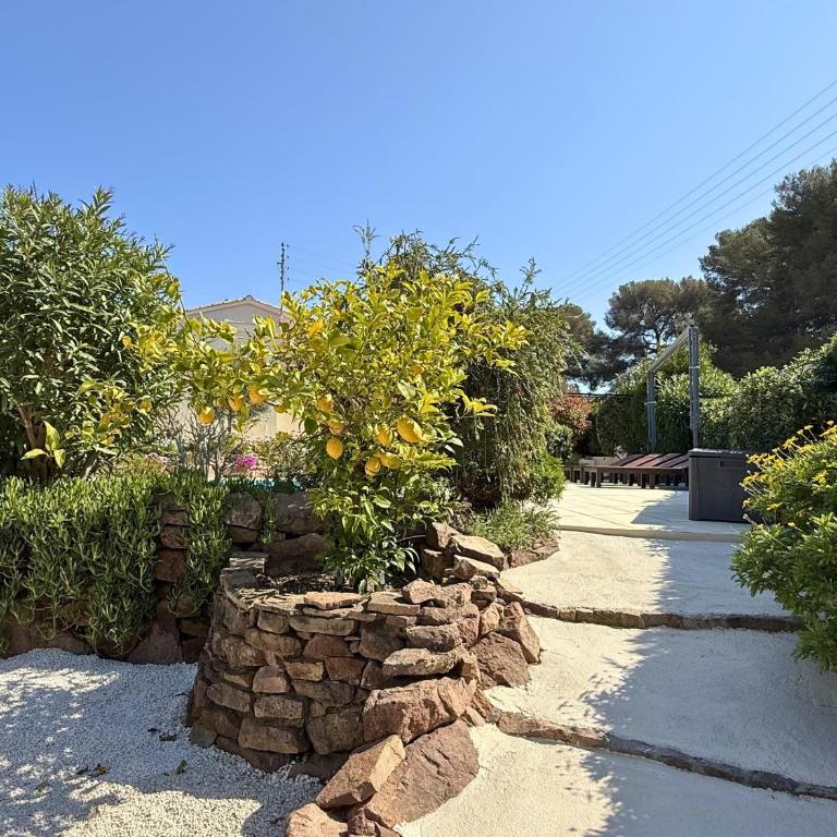 Villa avec jacuzzi & piscine - proche port & plages - Villa - 48