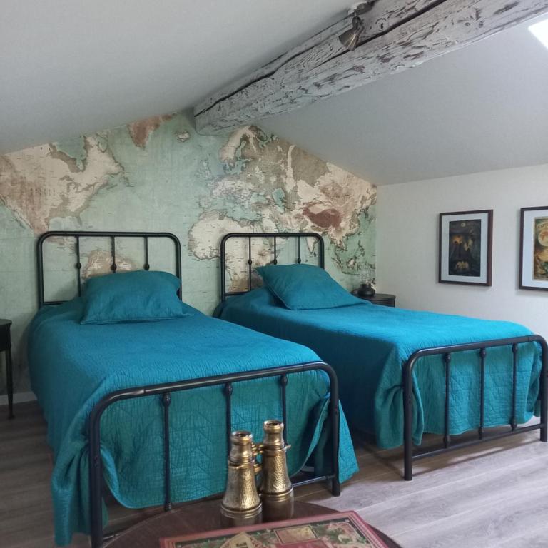 Le Logis du Moulin Gîte avec Jacuzzi, à 800m de la Cité Médiévale - Three-Bedroom House - 11