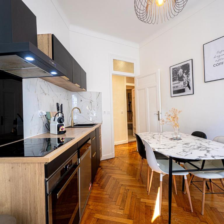 Grand 2P 52m2 Centre Nice-Gare 3min-Clim-6 Pers-Plage 8min - Appartement 1 Chambre - 16