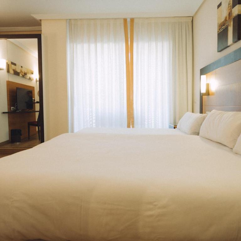 Hotel Bonalba Alicante - Habitación Triple (2 adultos + 1 niño) - 5