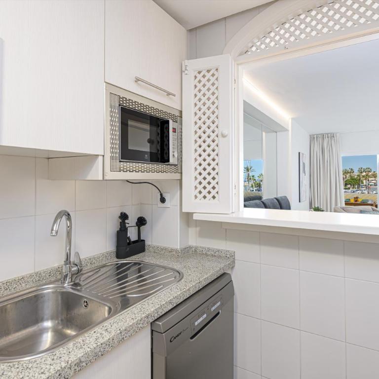 WintowinRentals Premium Apartment with Terrace and Stunning Views in Puerto Marina - Apartamento de 2 dormitorios - 26