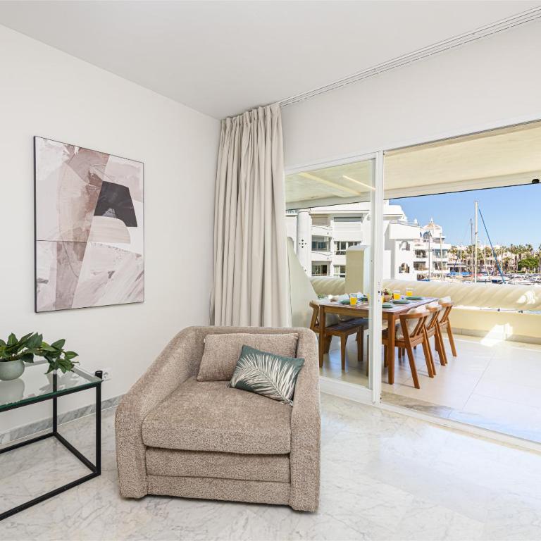 WintowinRentals Premium Apartment with Terrace and Stunning Views in Puerto Marina - Apartamento de 2 dormitorios - 11
