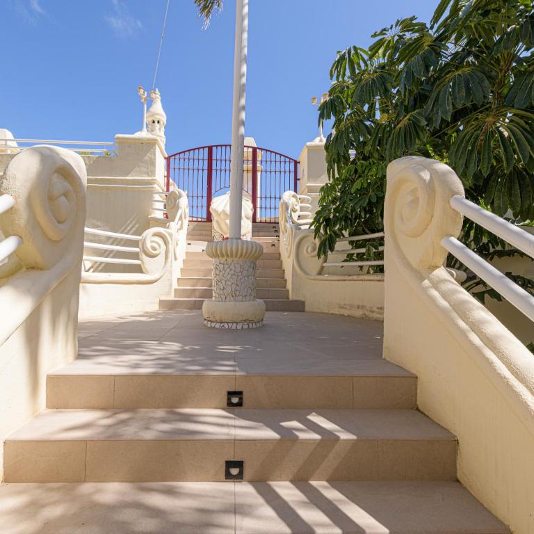 WintowinRentals Premium Apartment with Terrace and Stunning Views in Puerto Marina - Apartamento de 2 dormitorios - 57