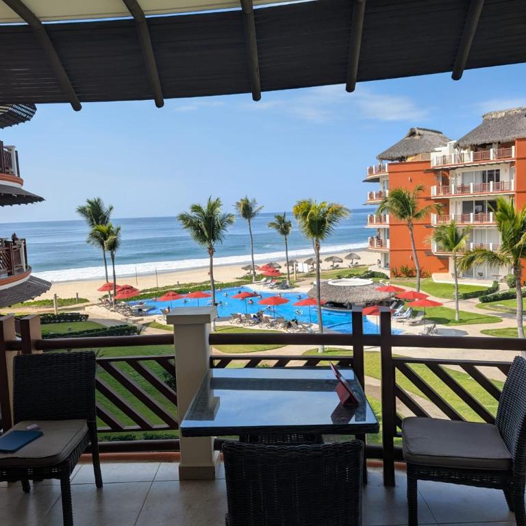 Vivo Resorts Ocean Front Apartments - Apartamento de 2 dormitorios con terraza y vistas al mar - 1