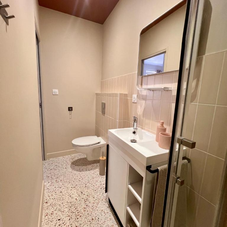 Studio centre-ville face aux halles - les grands buffets - Appartamento con 1 Camera da Letto - 7
