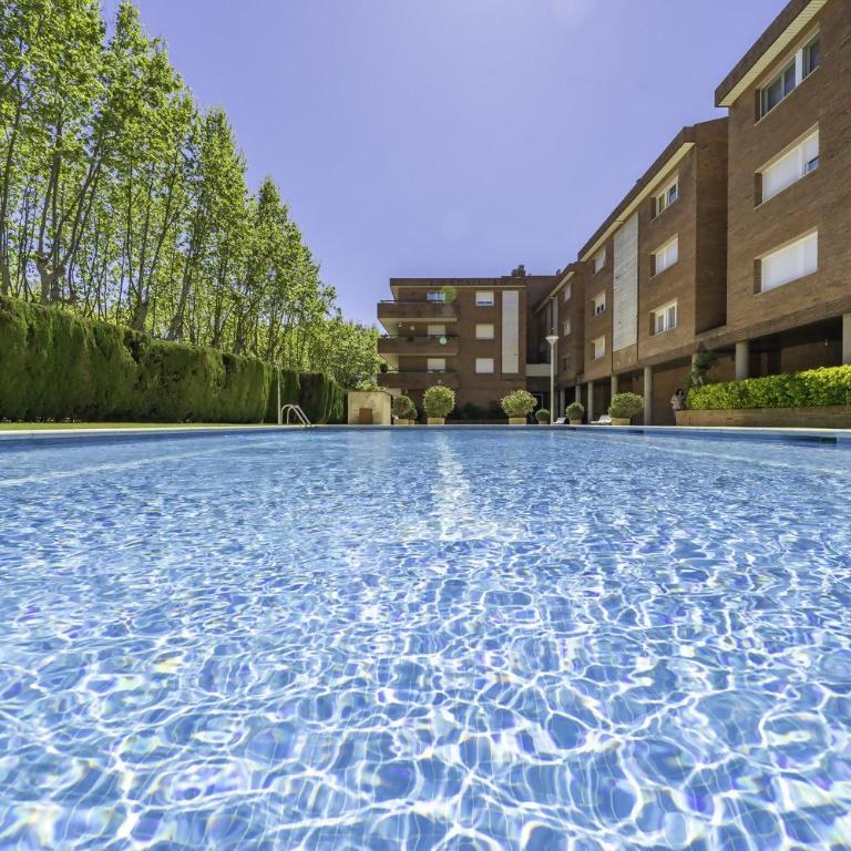 Brunasmar – Piscina, Parking y Centro Tossa - Apartamento de 2 dormitorios - 3