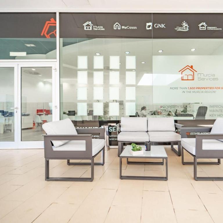 Comfortable Apartment Well Located Near Supermarket - CO212LT - Apartamento - 37