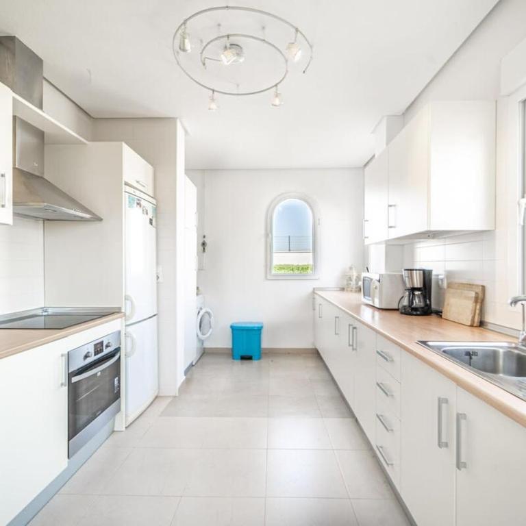 Spacious Villa - DN32LT - Villa - 14