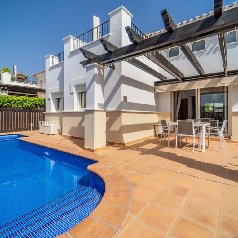 Villa with Private Pool - LO4LT - Villa - 3