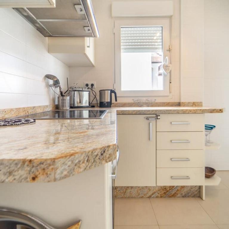 Villa with Private Pool - LO4LT - Villa - 23