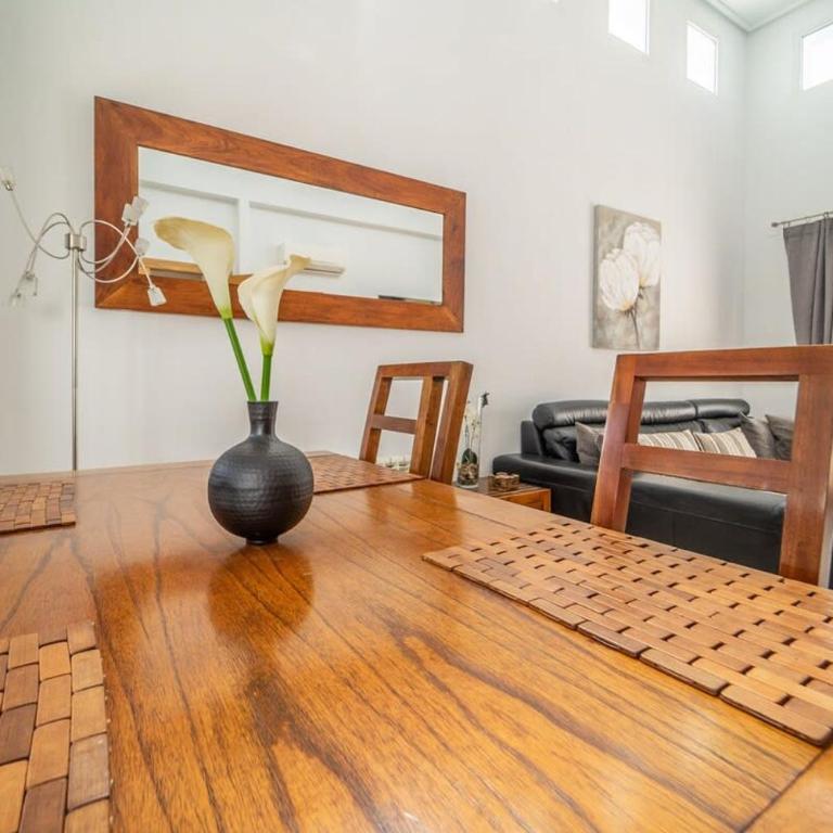 Villa with Private Pool - LO4LT - Villa - 22