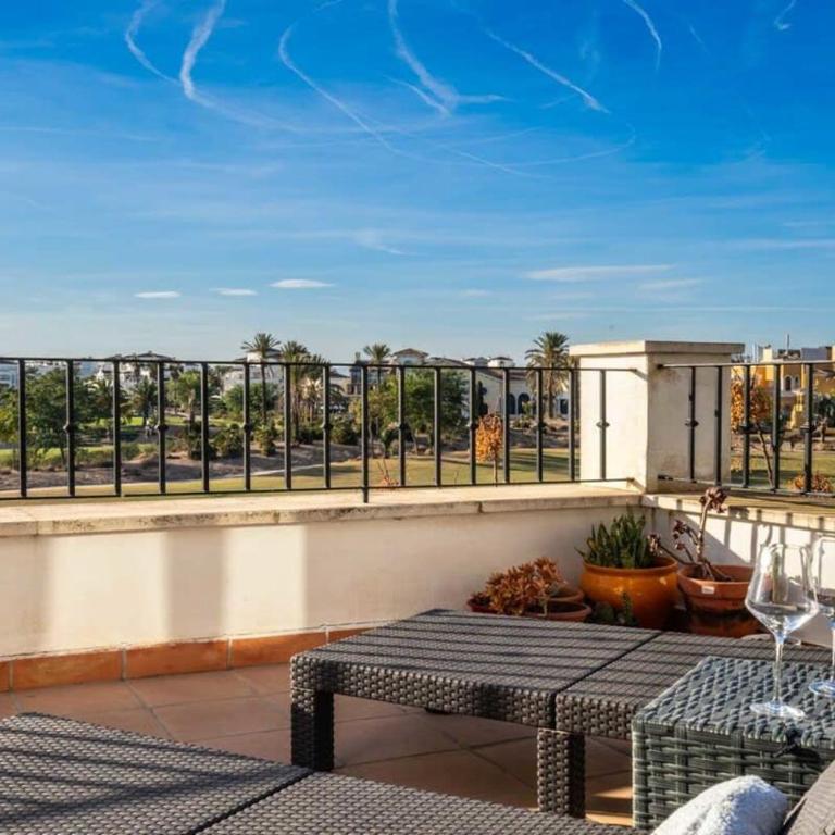 Bright Apartment with Large Terrace - MO4223LT - Apartamento - 3