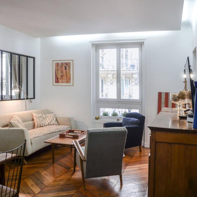 Elegant 2BR Retreat in the 9th - Appartamento - 2