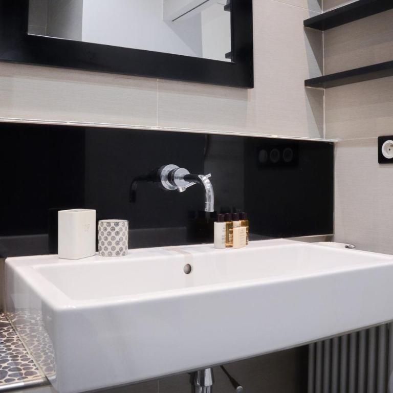 Elegant 2BR Retreat in the 9th - Appartamento - 9