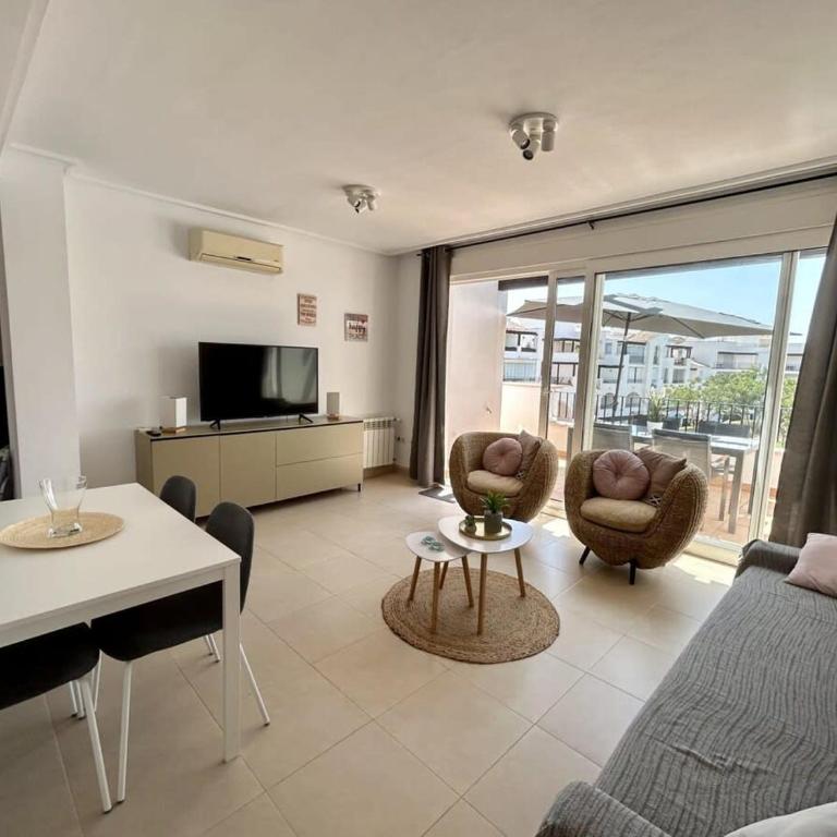 Two bedroom apartment overlooking the pool - CO1222LT - Apartamento - 4