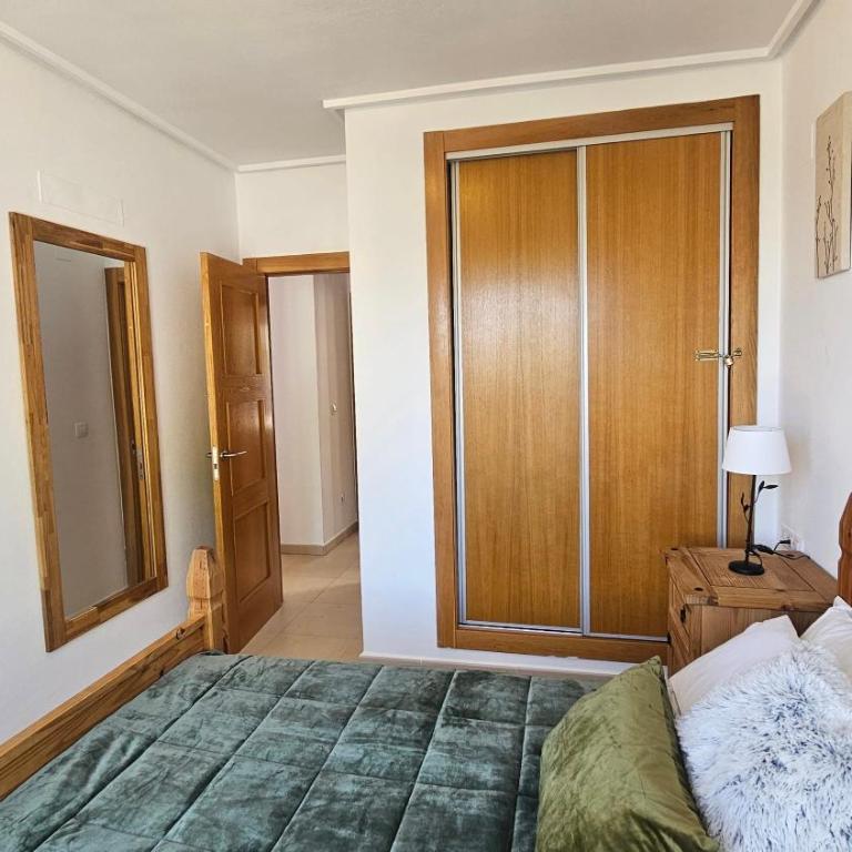 Modern Bright Two Bedroom Apartment With Pool Views - CO1011LT - Apartamento - 10