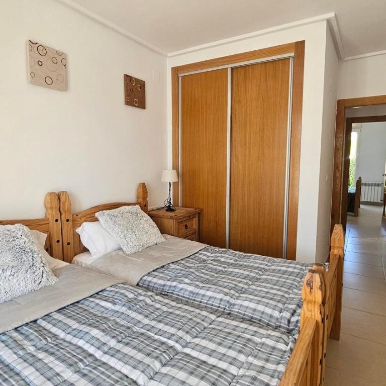 Modern Bright Two Bedroom Apartment With Pool Views - CO1011LT - Apartamento - 13