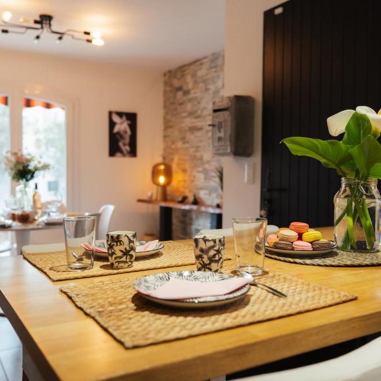 Belle maison familiale avec piscine à Six-fours - Maison 3 Chambres - 2