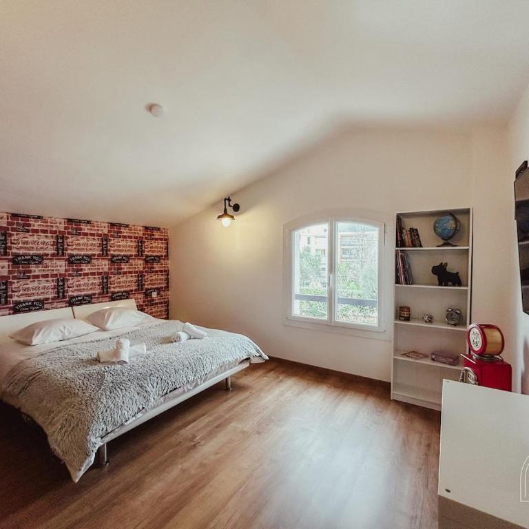 Belle maison familiale avec piscine à Six-fours - Maison 3 Chambres - 47