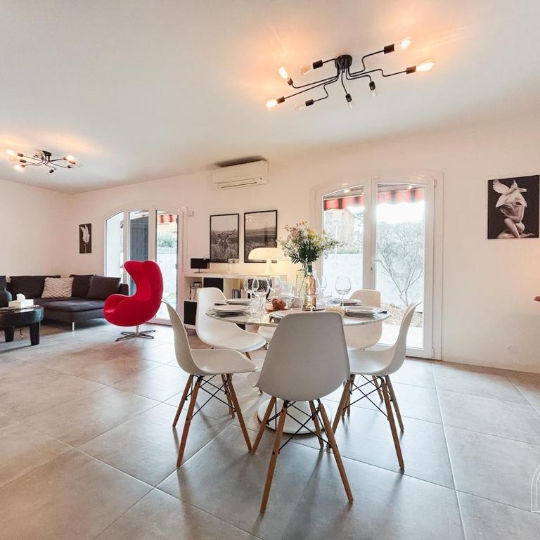 Belle maison familiale avec piscine à Six-fours - Maison 3 Chambres - 51