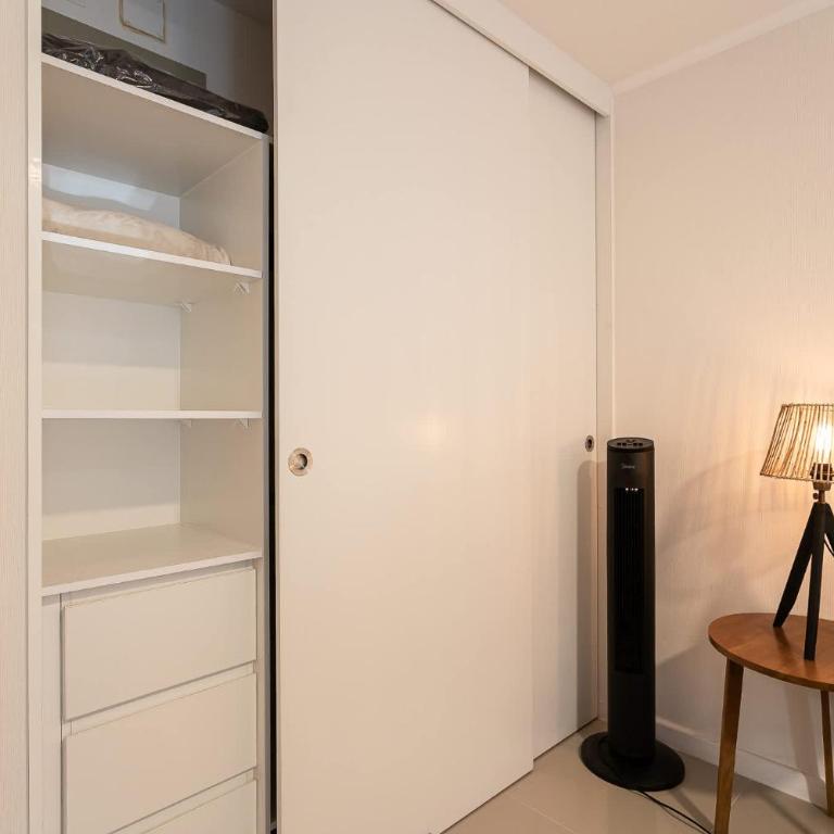 Cozy City Stay in Downtown Santiago for 2 - Apartment - 12