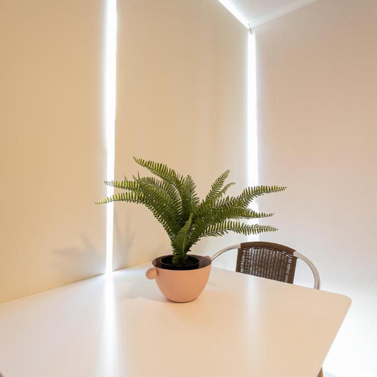 Cozy City Stay in Downtown Santiago for 2 - Apartment - 18