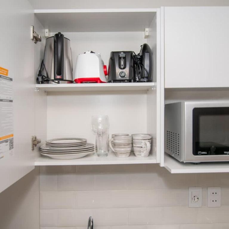 Sunny 1BR in Prime Asuncion Pool & Gym - Apartment - 20