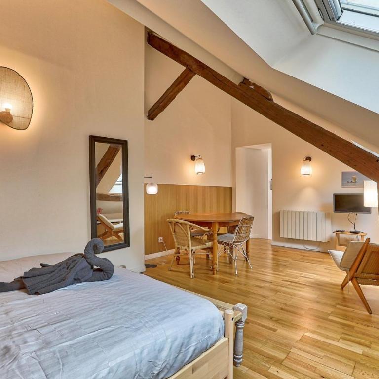 Duplex lumineux & calme - Le Marais Proche Métro 8 - Jungle Loft - Appartement en Duplex - 12
