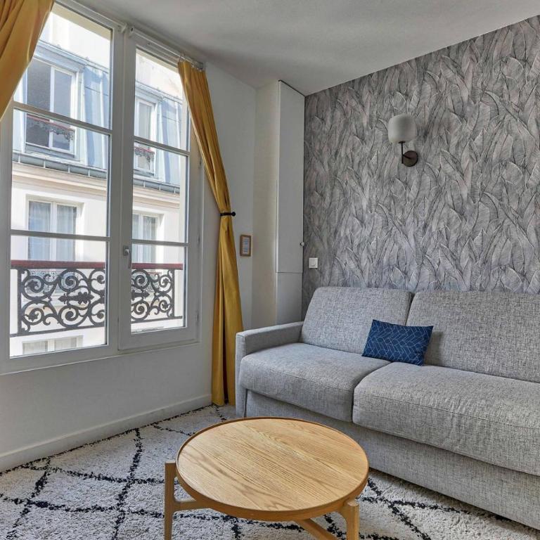 Duplex lumineux & calme - Le Marais Proche Métro 8 - Jungle Loft - Appartement en Duplex - 3
