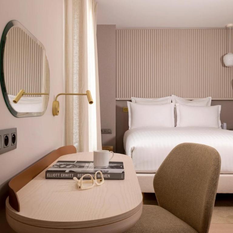 Hôtel Beige - Chambre Deluxe avec Balcon - 1