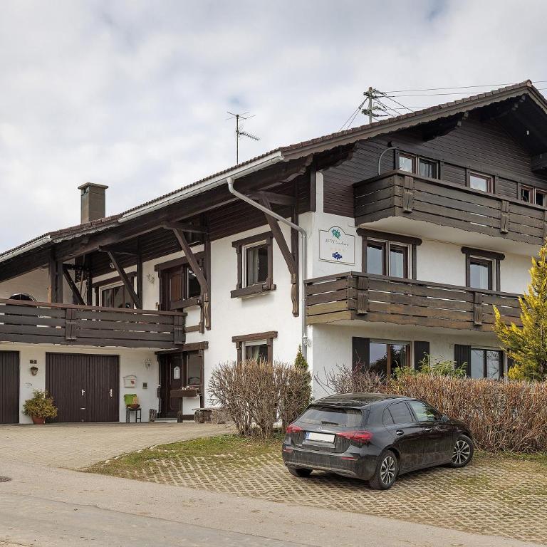 Ferienwohnung Leo - Deluxe-Apartment mit 2 Schlafzimmern und Gartenblick - 12