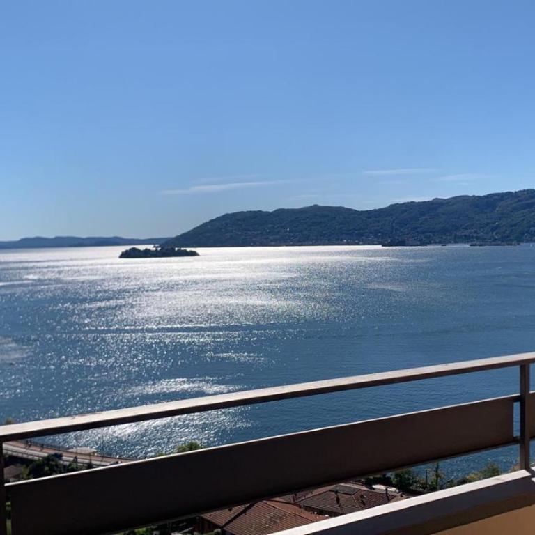 Suite bijoux On Lake Maggiore - Appartamento Deluxe - 1